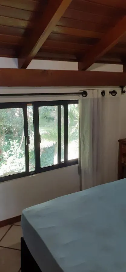 Апартаменты Um Refugio A Beira Mar Бомбиньяс