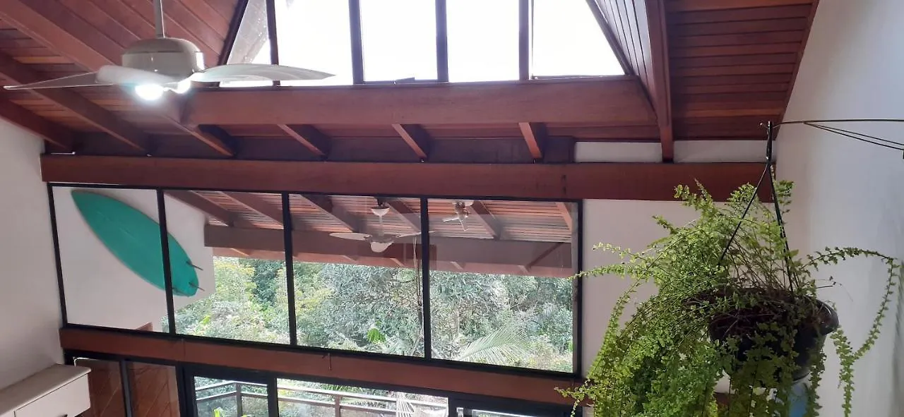 Апартаменты Um Refugio A Beira Mar Бомбиньяс